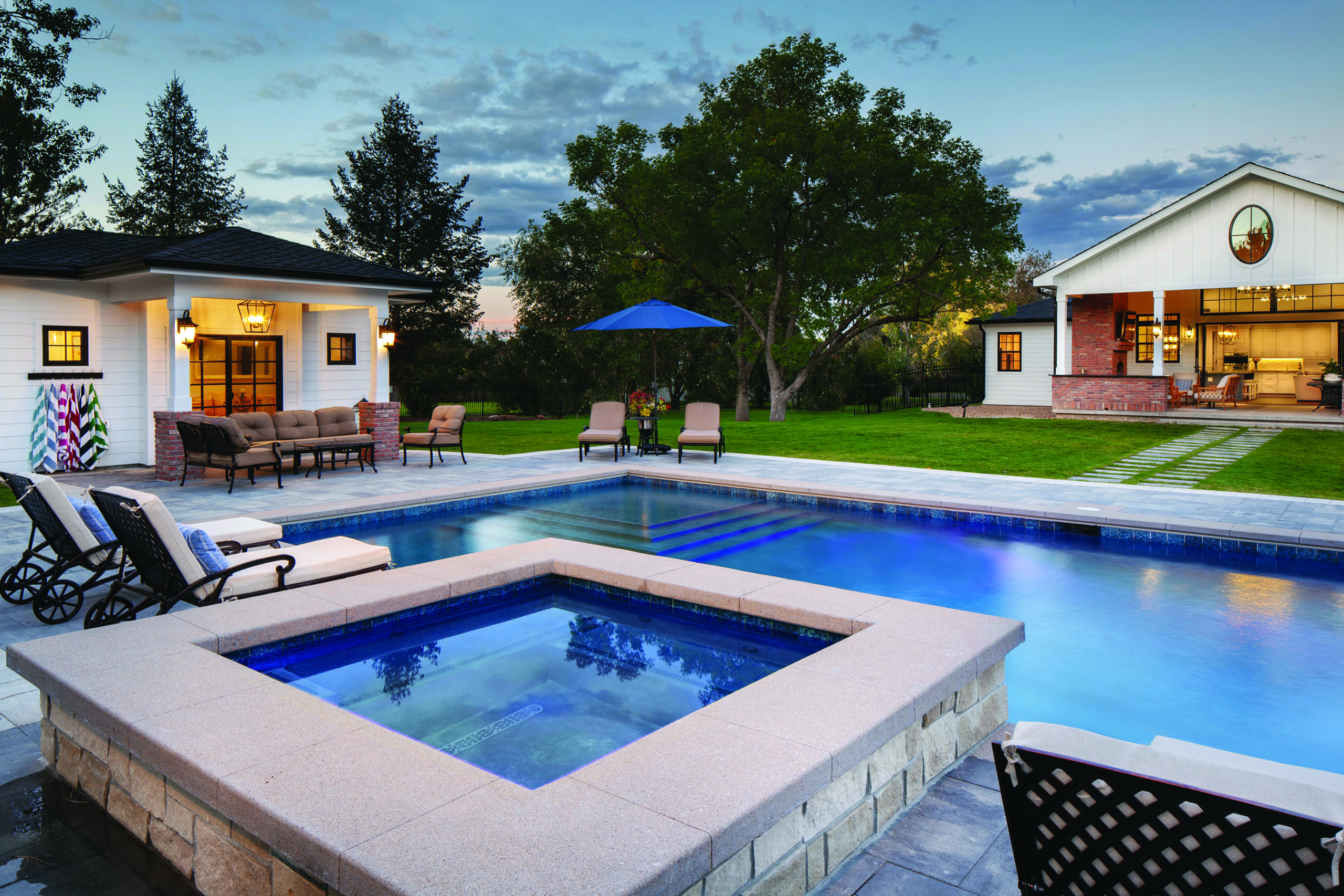 Arch Pool