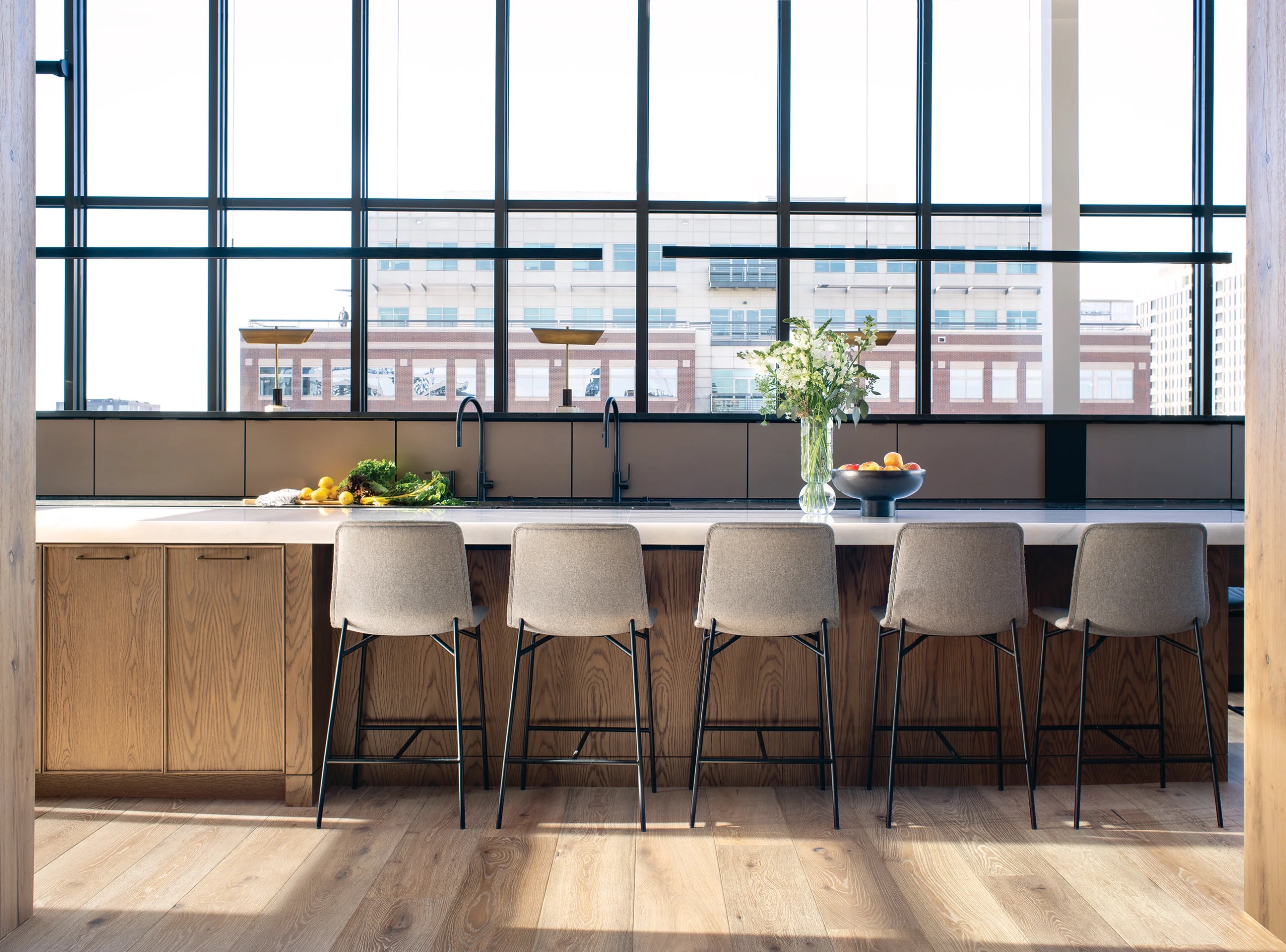 Dazzling Design Bar Scaled